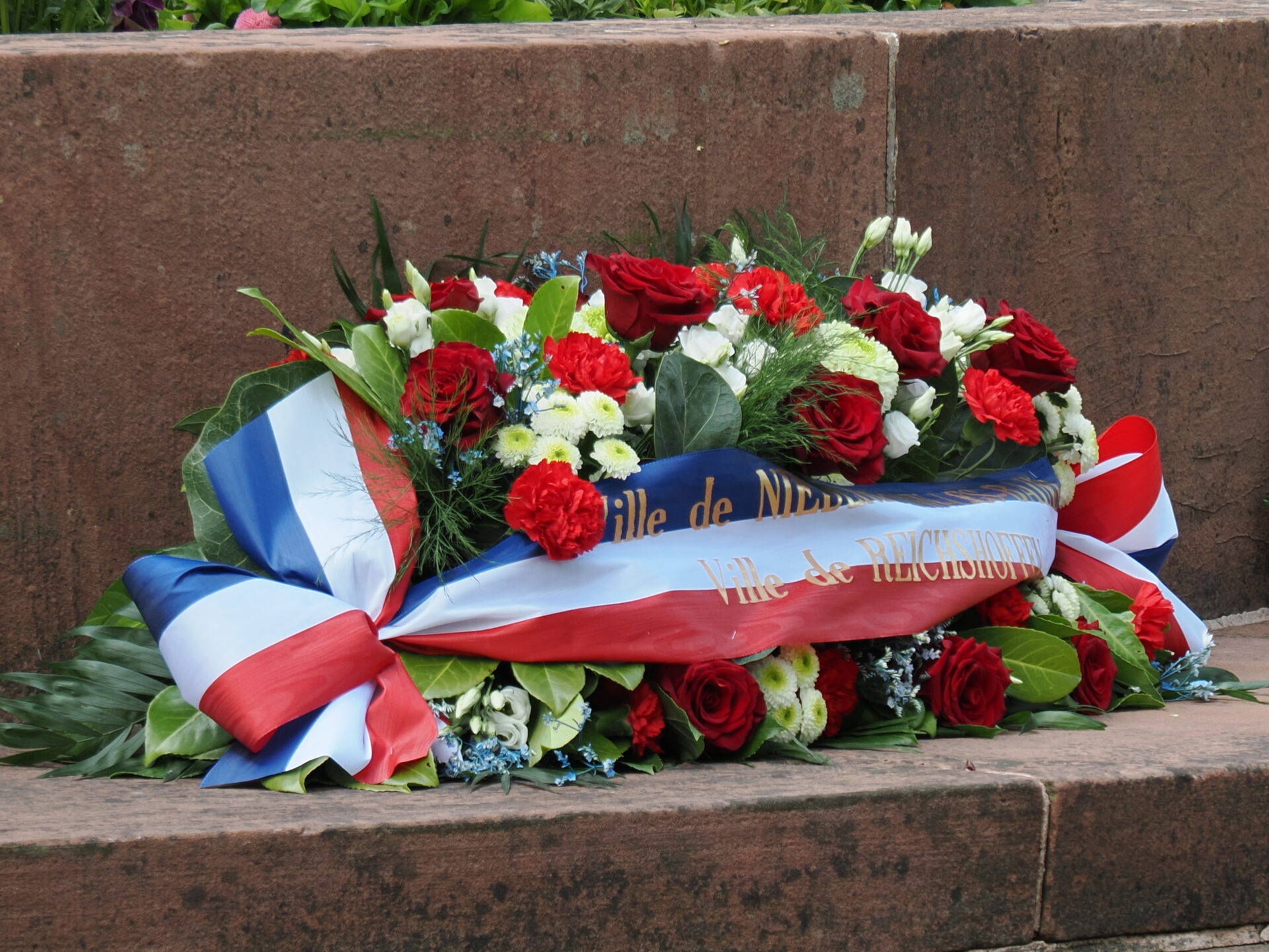 2025-04-27_Niederbronn_Ceremonie_vistimes et héros de la déportation