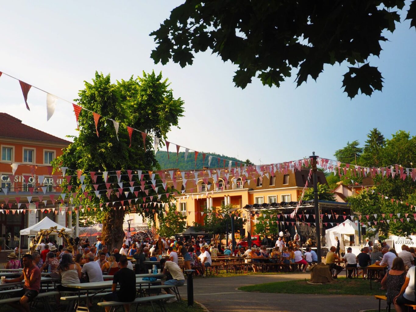 Guinguette au parc du Casino - 100e anniversaire de la Station thermale de Niederbronn-les-Bains